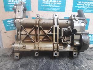 Used Balance shaft Mercedes C (W203) 1.8 C-200K 16V Price on request offered by "Altijd Raak" Penders