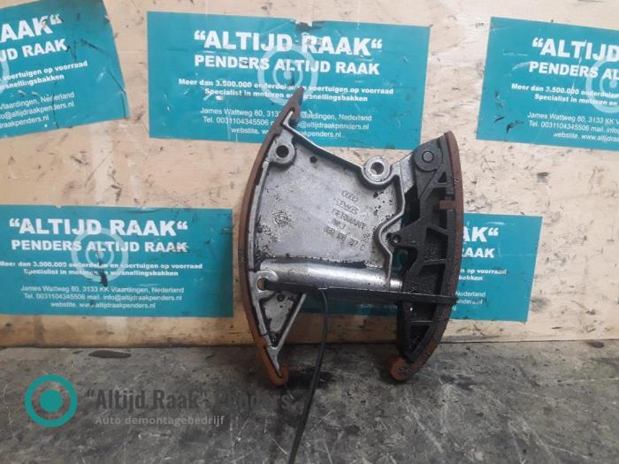 Used Chain guide Audi A6 Avant Quattro (C6) 3.0 TDI V6 24V Price on request offered by "Altijd Raak" Penders