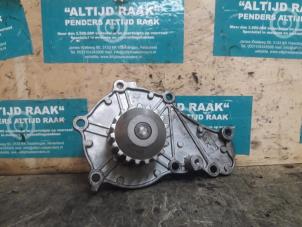 Used Water pump Citroen C4 Picasso (UD/UE/UF) 1.6 HDiF 16V 110 Price on request offered by "Altijd Raak" Penders
