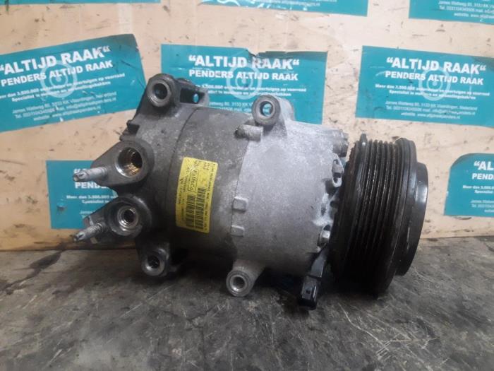 Air conditioning pump from a Ford Fiesta 2016