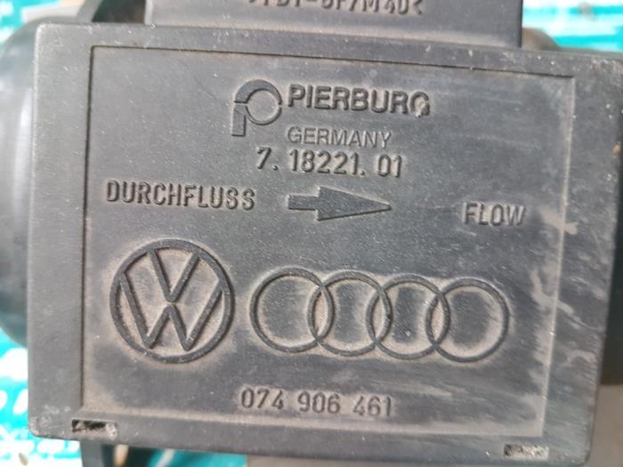 Medidor de masa de aire de un Volkswagen LT II 2.5 Tdi