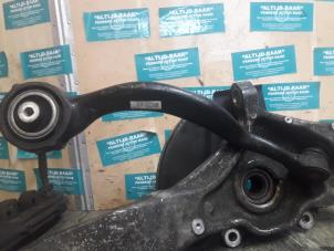 Used Front lower wishbone, left Landrover Range Rover Sport (LW) 3.0 TDV6 Price on request offered by "Altijd Raak" Penders
