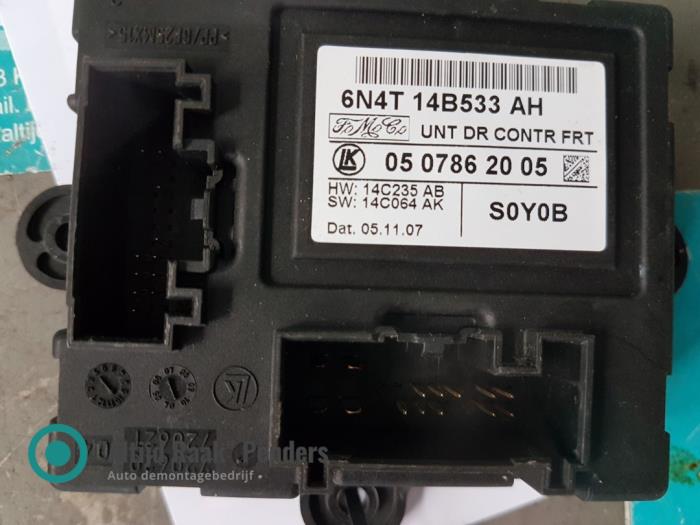 Central door locking module Ford Focus 2 C+C 2.0 TDCi 16V S0Y0B FOMOCO