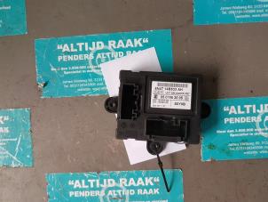 Used Central door locking module Ford Focus 2 C+C 2.0 TDCi 16V Price on request offered by "Altijd Raak" Penders