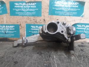 Used Oil pump Mercedes S (W221) 3.0 S-320 CDI 24V Price on request offered by "Altijd Raak" Penders