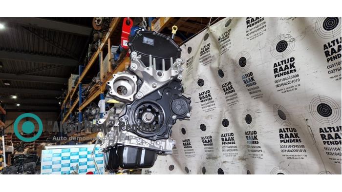 Engine from a Ford Transit 2.0 TDCi 16V Eco Blue 130 2022