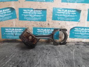 Used Piston BMW 3 serie Touring (F31) 316d 2.0 16V Price on request offered by "Altijd Raak" Penders
