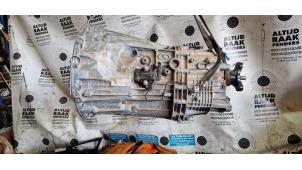 Used Gearbox Mercedes 280SL-500SLC Price on request offered by "Altijd Raak" Penders