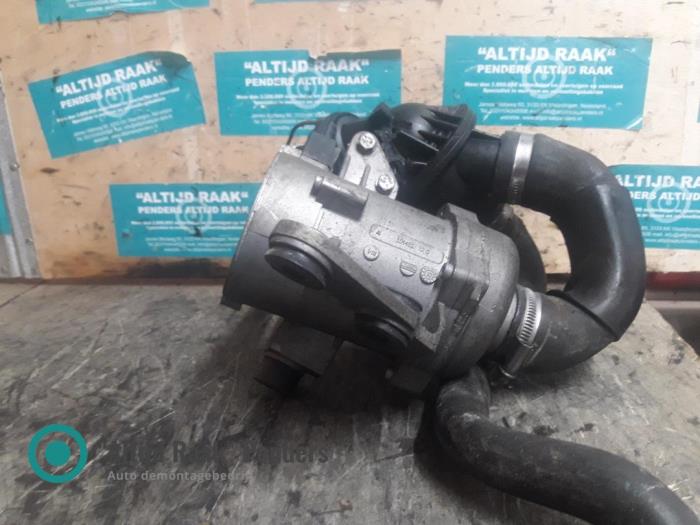 Begagnade Vattenpump BMW 1 serie (E81) 116i 2.0 16V Pris på förfrågan erbjuds av "Altijd Raak" Penders
