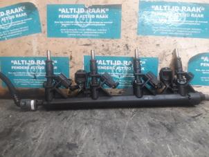 Used Fuel injector nozzle Mini Mini (R56) 1.6 16V Cooper Price on request offered by "Altijd Raak" Penders