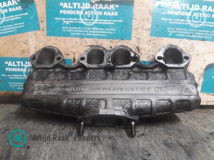 Używane Kolektor dolotowy Volkswagen Transporter/Caravelle T4 1.9 TD Cena na żądanie oferowane przez "Altijd Raak" Penders