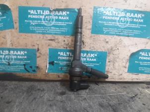 Used Injector (diesel) Volkswagen Transporter/Caravelle T6 2.0 TDI 150 California 4Motion Price on request offered by "Altijd Raak" Penders