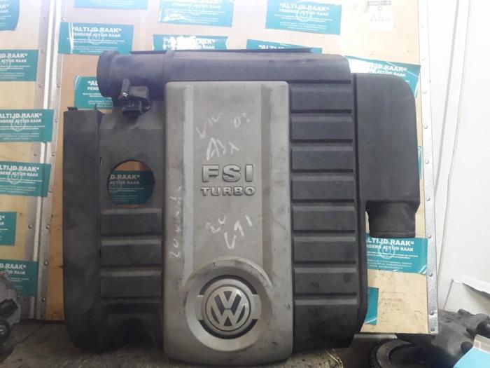Air box from a Volkswagen Eos (1F7/F8) 2.0 TFSI 16V 2007