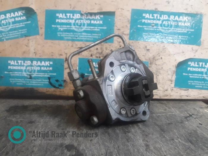 Gebrauchte Dieselpumpe Toyota Auris (E15) 2.0 D-4D-F 16V Preis auf Anfrage angeboten von "Altijd Raak" Penders