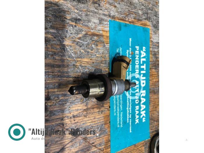Usagé Injecteurs Toyota Avensis (T27) 2.2 16V D-4D-F 150 Prix sur demande proposé par "Altijd Raak" Penders