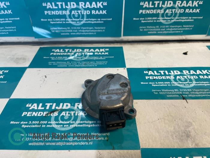 Begagnade Kamaxelsensor Audi TT (8N3) 1.8 20V Turbo Quattro Pris på förfrågan erbjuds av "Altijd Raak" Penders