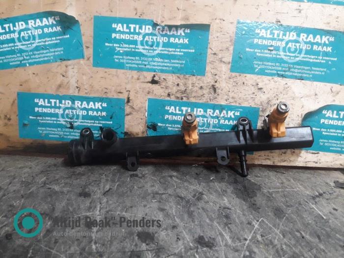 Usagé Système d'injection Peugeot 407 SW (6E) 3.0 V6 24V VVT Prix sur demande proposé par "Altijd Raak" Penders