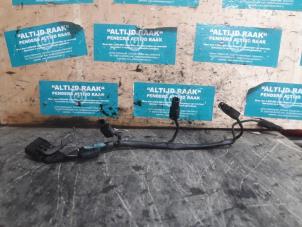 Used Spark plug cable set Mercedes Sprinter 3,5t (906.73) 315 CDI 16V Price on request offered by "Altijd Raak" Penders