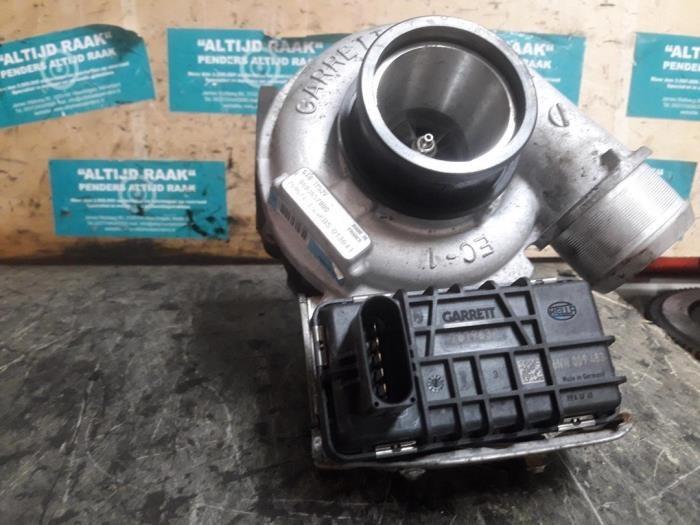 Turbo relief valve from a Land Rover Freelander II 2.2 sd4 16V 2014