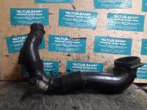 Used Air intake hose Porsche Macan (95B) 3.6 V6 24V Turbo Price on request offered by "Altijd Raak" Penders