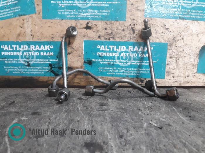 Usagé Conduit de carburant Ford Transit 2.2 TDCi 16V Prix sur demande proposé par "Altijd Raak" Penders