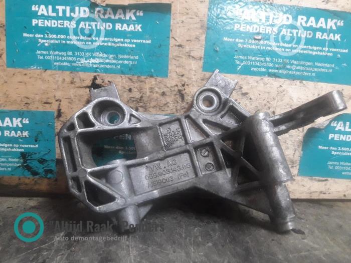 Usagé Support dynamo bas Audi Q7 (4MB/4MG) 3.0 TDI V6 24V Prix sur demande proposé par "Altijd Raak" Penders