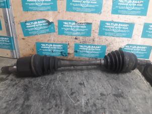 Used Front drive shaft, right Mini Mini Cooper S (R53) 1.6 16V Price on request offered by "Altijd Raak" Penders