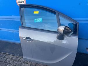 Used Front door 4-door, right Opel Meriva Price on request offered by "Altijd Raak" Penders