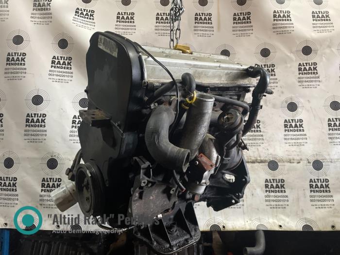 Engine Opel Astra H Twin Top 2.0 16V Turbo - 31003977 Z20LET