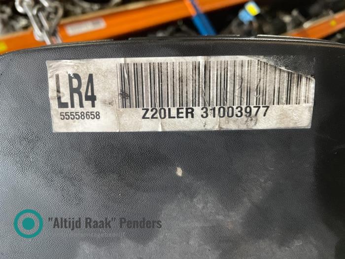 Używane Silnik Opel Astra H Twin Top (L67) 2.0 16V Turbo Cena na żądanie oferowane przez "Altijd Raak" Penders
