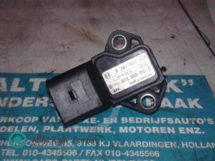 Używane Czujnik cisnienia paliwa Volkswagen Golf VI (5K1) 1.4 TSI 160 16V Cena na żądanie oferowane przez "Altijd Raak" Penders