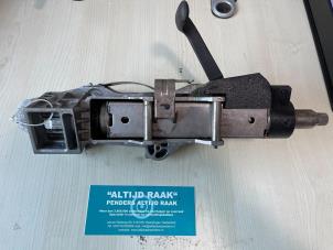 Used Steering column housing Renault Espace (JK) 1.9 dCi Expression Price on request offered by "Altijd Raak" Penders