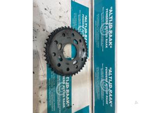 Used Camshaft sprocket Ford Transit 3.2 TDCI 20V Price on request offered by "Altijd Raak" Penders