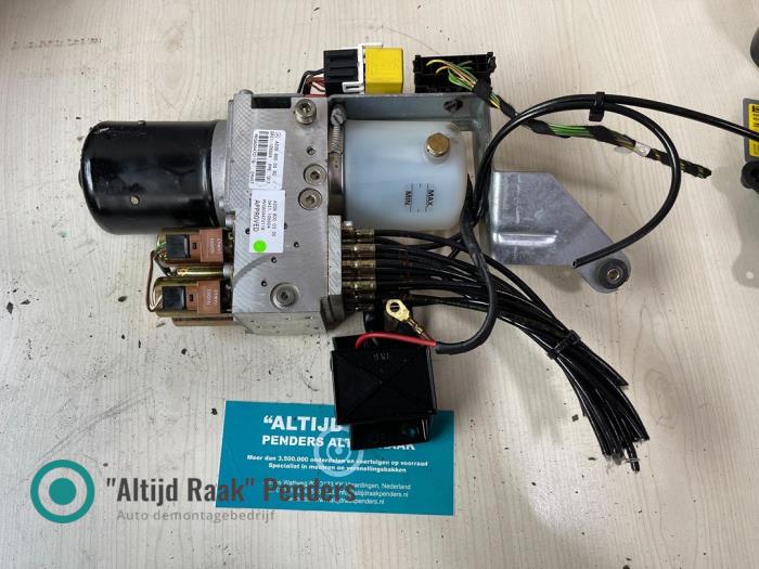 Begagnade Hydraulpump Mercedes CLK (R209) 3.2 320 CDI Pris på förfrågan erbjuds av "Altijd Raak" Penders
