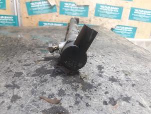 Used Fuel pressure regulator BMW 3 serie (E92) 335d 24V Price on request offered by "Altijd Raak" Penders