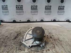 Used Water pump Landrover Freelander II 3.2 l6 24V Price on request offered by "Altijd Raak" Penders