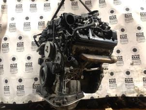 Used Cylinder head Audi Q7 (4MB/4MG) 3.0 TDI V6 24V Price on request offered by "Altijd Raak" Penders