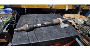 Used Front drive shaft, right Nissan Qashqai (J10) Price on request offered by "Altijd Raak" Penders