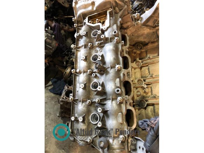 Usagé Culasse Mercedes E (R207) E-500 5.5 V8 32V Prix sur demande proposé par "Altijd Raak" Penders