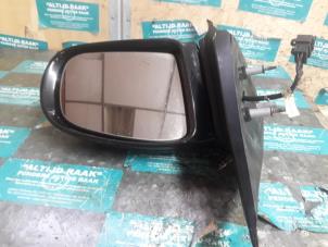 Used Wing mirror, right Mercedes ML I (163) 270 2.7 CDI 20V Price on request offered by "Altijd Raak" Penders