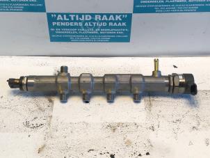Used Fuel injector nozzle Jeep Cherokee (KL) 2.2 Multijet II 16V 4x4 Price on request offered by "Altijd Raak" Penders
