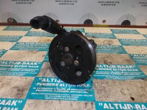 Used Power steering pump BMW 3 serie (E90) 318i 16V Price on request offered by "Altijd Raak" Penders