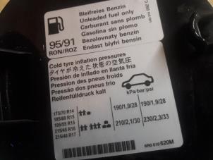 Używane Pokrywa wlewu paliwa Volkswagen Polo V (6R) 1.2 12V Cena € 150,00 Procedura marży oferowane przez "Altijd Raak" Penders