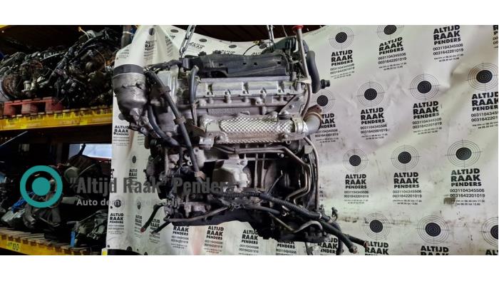 Engine from a Mercedes-Benz E (W212) E-300 CDI V6 24V BlueEfficiency 2010