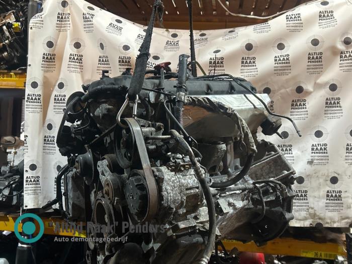 Usagé Moteur Jaguar XJ (X350) 8 4.2 V8 32V Prix sur demande proposé par "Altijd Raak" Penders