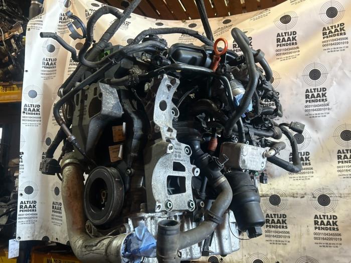 Engine from a Volkswagen Eos (1F7/F8) 2.0 TFSI 16V 2007