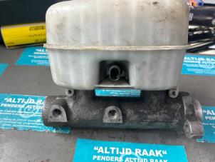 Usagé Cylindre de frein principal Hummer H2 6.2 V8 FFV Prix sur demande proposé par "Altijd Raak" Penders