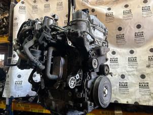 Used Cylinder head Opel Antara (LA6) 2.2 CDTI 16V 4x4 Price on request offered by "Altijd Raak" Penders