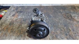Used Power steering pump Jaguar XJ (X351) 3.0 D V6 24V Price on request offered by "Altijd Raak" Penders