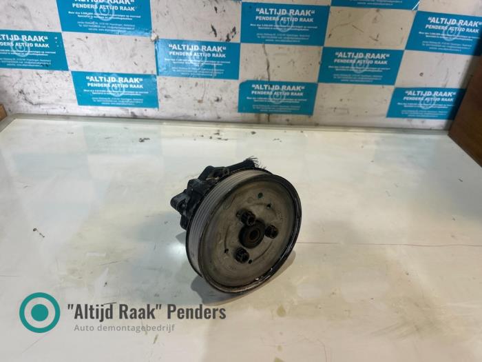 Usagé Pompe de direction Audi A4 (B6) 2.5 TDI 24V Prix sur demande proposé par "Altijd Raak" Penders